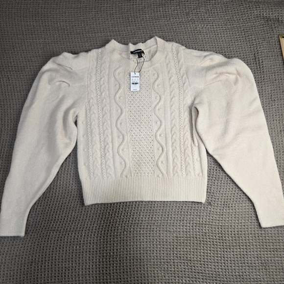Express NWT Cable Knit Puff Sleeve Cream Sweater Size Small - Picture 3 of 12
